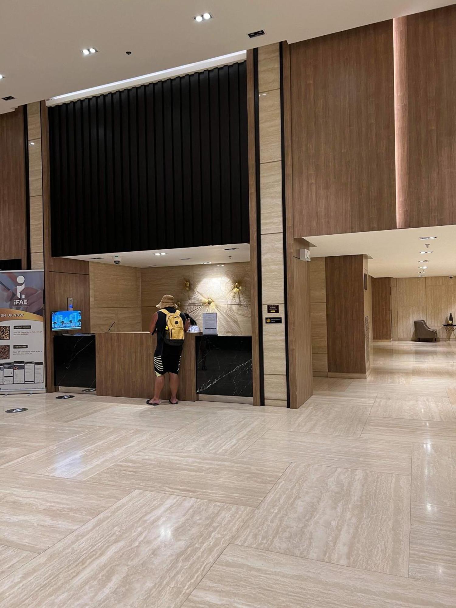 Deluxe Condo 2 Bedroom, 7Th Floor Room Bc In One Madison Tower 3, Megaworld Boulevard, Mandurriao Iloilo City, Philippines Esterno foto
