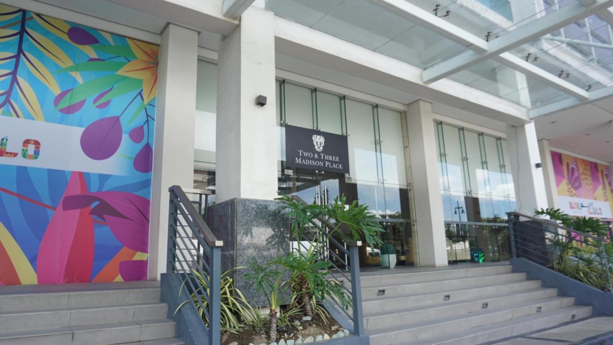 Deluxe Condo 2 Bedroom, 7Th Floor Room Bc In One Madison Tower 3, Megaworld Boulevard, Mandurriao Iloilo City, Philippines Esterno foto