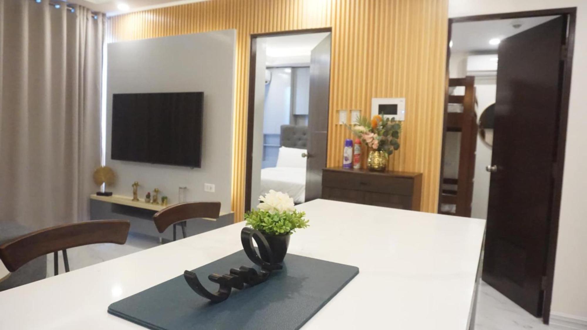 Deluxe Condo 2 Bedroom, 7Th Floor Room Bc In One Madison Tower 3, Megaworld Boulevard, Mandurriao Iloilo City, Philippines Esterno foto