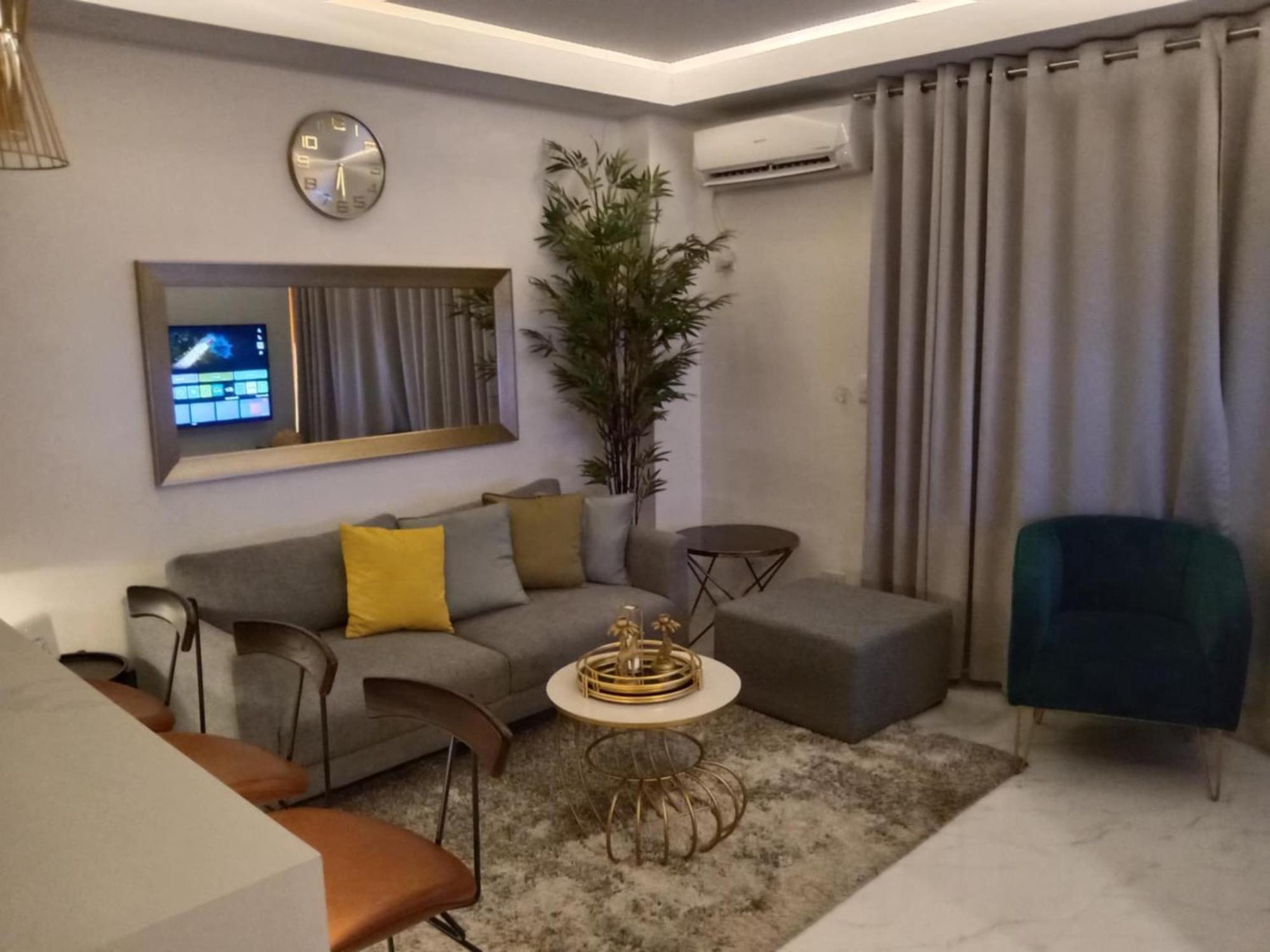 Deluxe Condo 2 Bedroom, 7Th Floor Room Bc In One Madison Tower 3, Megaworld Boulevard, Mandurriao Iloilo City, Philippines Esterno foto